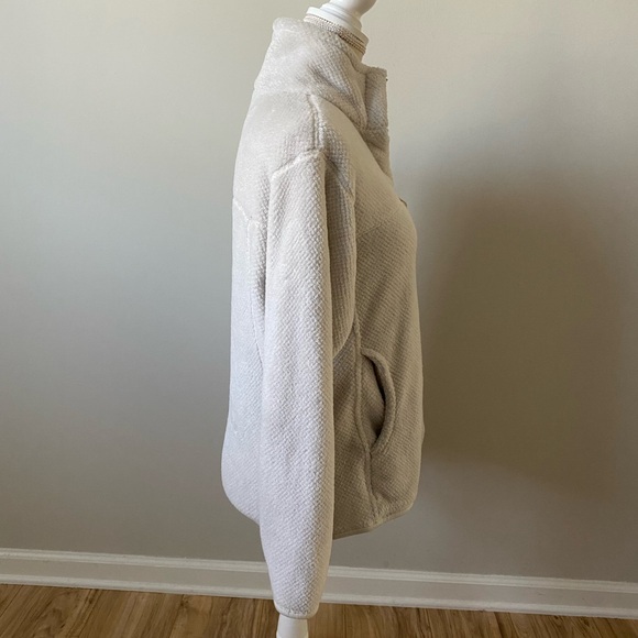 Patagonia Women’s Re-Tool Quarter Snap Pullover White - Picture 4 of 9